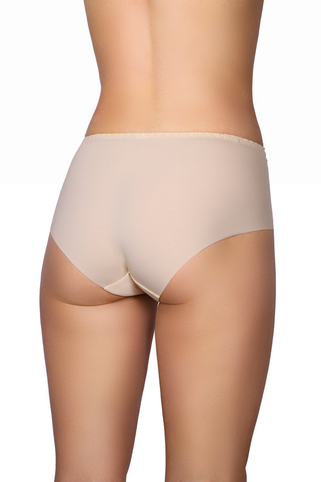 Pełne figi z haftowanymi wstawkami Nr 58